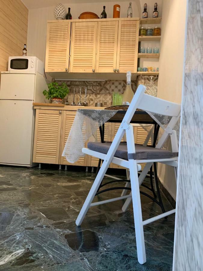Fiori Catene Tra Le Torri Конверсано Екстериор снимка